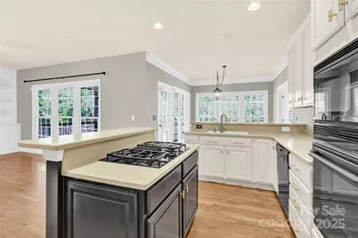 2055 Solway Lane, Charlotte, NC 28269 - Photo 9