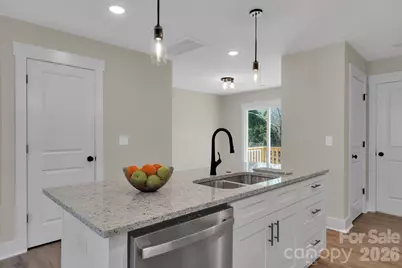 412 N Scruggs Street, Gastonia, NC 28052 - Photo 7