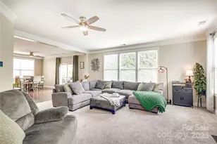 5015 El Molino Dr, Charlotte, NC 28214 - Photo 7