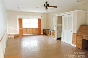 132 Haynes St, Hendersonville, NC 28791 - Photo 11