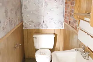 132 Haynes St, Hendersonville, NC 28791 - Photo 15