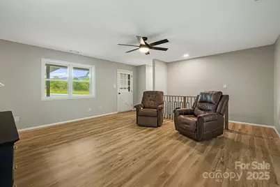 1007 Dula Road, Spruce Pine, NC 28777 - Photo 5