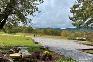 1007 Dula Rd, Spruce Pine, NC 28777 - Photo 39