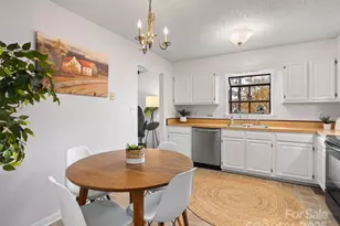 447 Creekside Dr, Asheville, NC 28804 - Photo 15