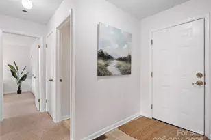 447 Creekside Dr, Asheville, NC 28804 - Photo 3