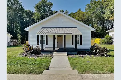 313 Bruce Avenue, Mooresville, NC 28115 - Photo 1
