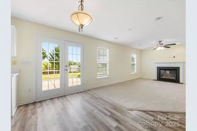 2914 Bridgeville Lane, Charlotte, NC 28262 - Photo 3