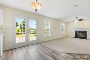 2914 Bridgeville Ln, Charlotte, NC 28262 - Photo 3