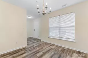 2914 Bridgeville Ln, Charlotte, NC 28262 - Photo 17