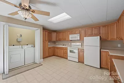 5350 Beacon Ridge Drive, Granite Falls, NC 28630 - Photo 37