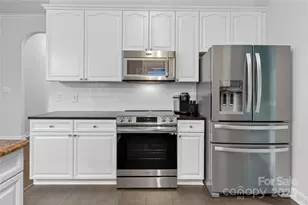 20314 Colony Point Ln, Cornelius, NC 28031 - Photo 15