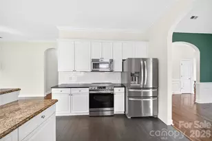 20314 Colony Point Ln, Cornelius, NC 28031 - Photo 11