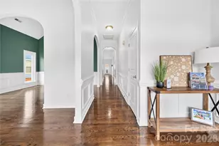 20314 Colony Point Ln, Cornelius, NC 28031 - Photo 3