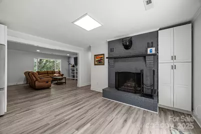 1225 W Gilbert Street, Hendersonville, NC 28792 - Photo 23