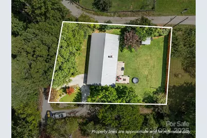 1225 W Gilbert Street, Hendersonville, NC 28792 - Photo 41