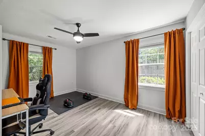 1225 W Gilbert Street, Hendersonville, NC 28792 - Photo 31