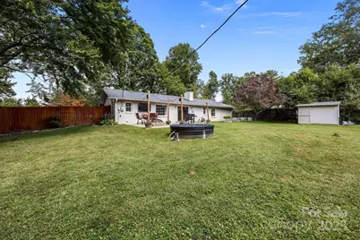 1225 W Gilbert Street, Hendersonville, NC 28792 - Photo 39