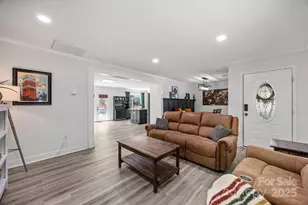 1225 W Gilbert St, Hendersonville, NC 28792 - Photo 13