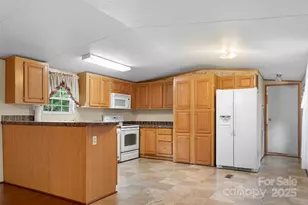 128 St Albans Ln, Lexington, NC 27292 - Photo 13