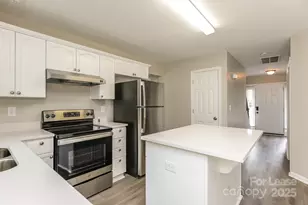 1524 Gordon Walters Dr, Charlotte, NC 28213 - Photo 5