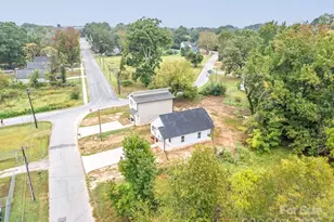 409 E Henderson St, East Spencer, NC 28039 - Photo 39