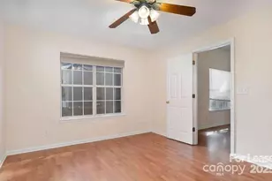 5664 Prescott Ct, Charlotte, NC 28269 - Photo 11