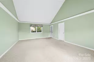 1113 Citation Cir, Hendersonville, NC 28739 - Photo 17