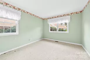 1113 Citation Cir, Hendersonville, NC 28739 - Photo 15