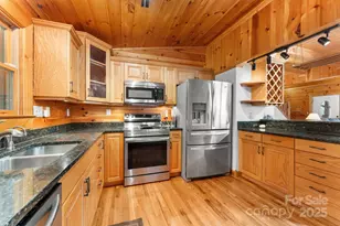 80 Slow Ln, Whittier, NC 28789 - Photo 11