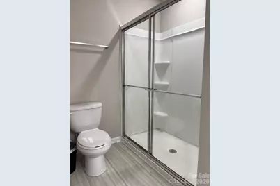 8105 Alderton Lane, Charlotte, NC 28215 - Photo 15