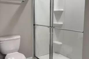 8105 Alderton Ln, Charlotte, NC 28215 - Photo 15