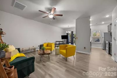 8105 Alderton Lane, Charlotte, NC 28215 - Photo 5