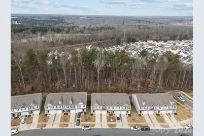 8105 Alderton Lane, Charlotte, NC 28215 - Photo 23