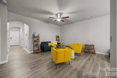8105 Alderton Lane, Charlotte, NC 28215 - Photo 3