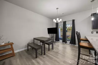 8105 Alderton Lane, Charlotte, NC 28215 - Photo 7