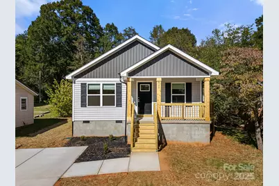 517 W Pine Street, Maiden, NC 28650 - Photo 1