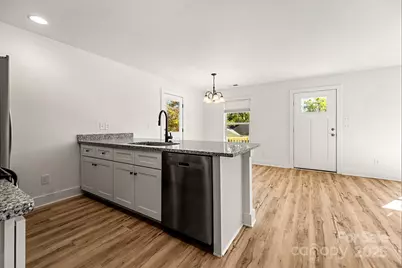 517 W Pine Street, Maiden, NC 28650 - Photo 7