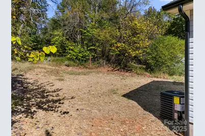 517 W Pine Street, Maiden, NC 28650 - Photo 17