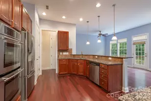 878 Treasure Ct, Fort Mill, SC 29708 - Photo 5