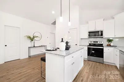 1604 Oak Street, Charlotte, NC 28269 - Photo 7