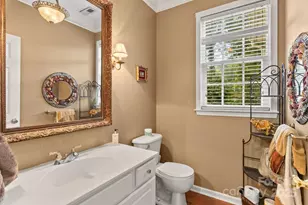 2932 Wheat Meadow Ln, Charlotte, NC 28270 - Photo 9