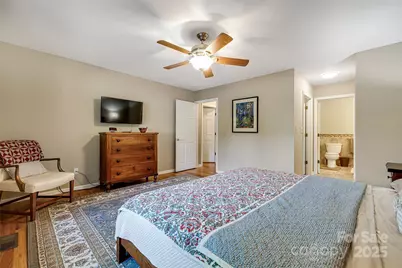 77 Chestnut Street #303, Tryon, NC 28782 - Photo 19