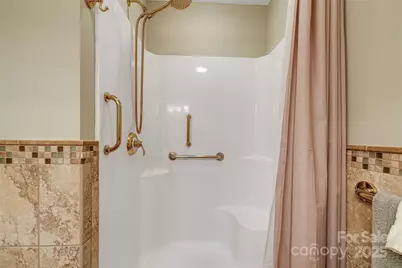 77 Chestnut Street #303, Tryon, NC 28782 - Photo 15