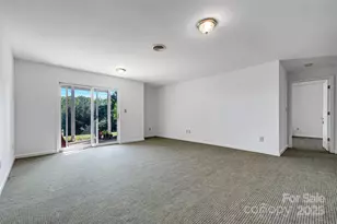 77 Chestnut St, Tryon, NC 28782 - Photo 25