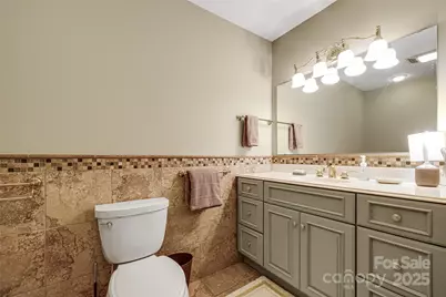 77 Chestnut Street #303, Tryon, NC 28782 - Photo 21