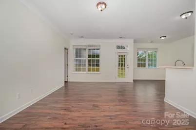 6043 Shining Oak Lane, Charlotte, NC 28269 - Photo 9