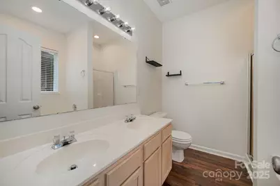 6043 Shining Oak Lane, Charlotte, NC 28269 - Photo 17