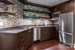 10 Fairsted Dr, Asheville, NC 28803 - Photo 27