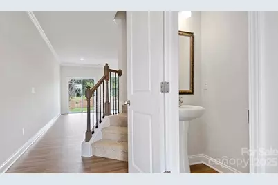 346 Creekview Road, Hendersonville, NC 28792 - Photo 13