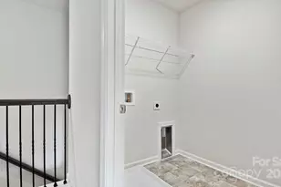 346 Creekview Rd, Hendersonville, NC 28792 - Photo 15